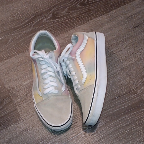 Women's Vans Preloved Multicolor Sneakers - Picture 5 of 10